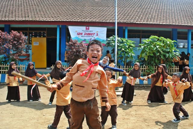 Pengembangan Profesional dan Peningkatan Kapasitas